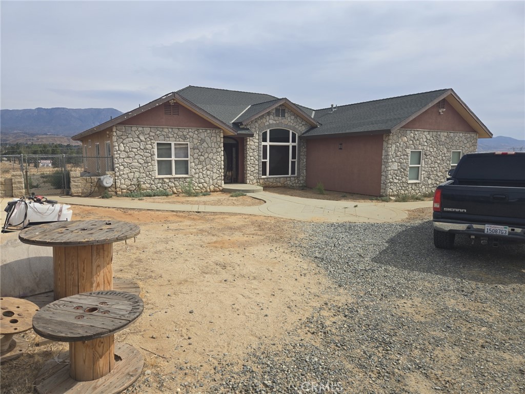 43330 Longhorn Road Property Photo 9