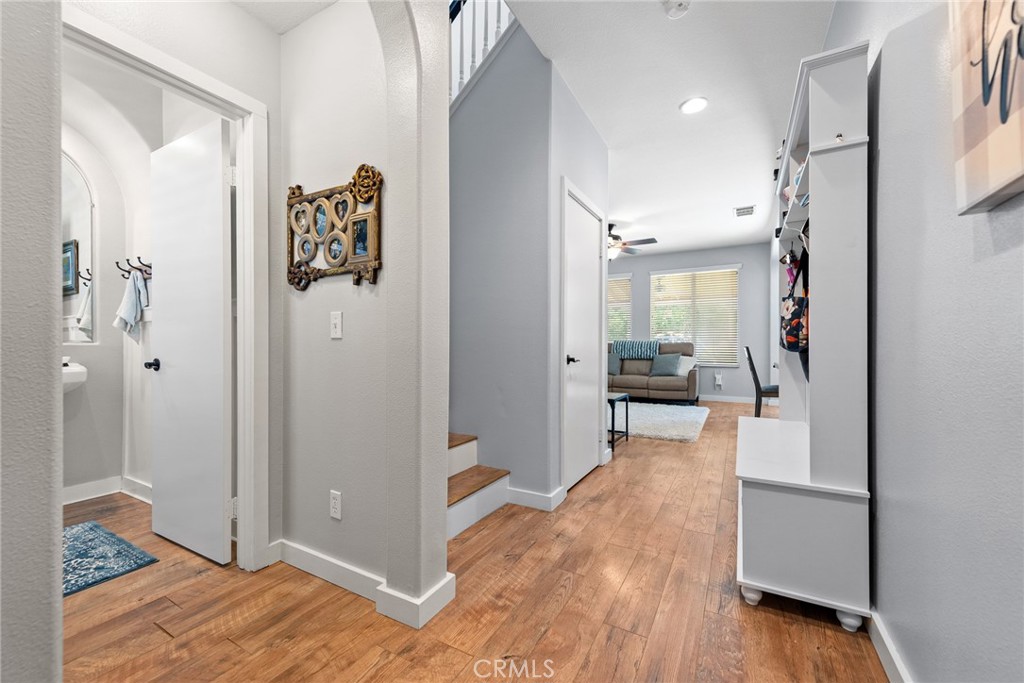 33320 Wallace Way Property Photo 17