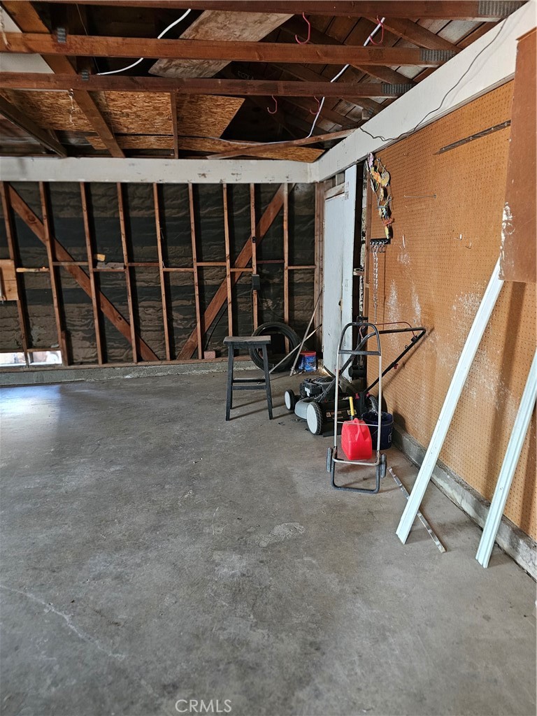 10030 Ontario Street Property Photo 7
