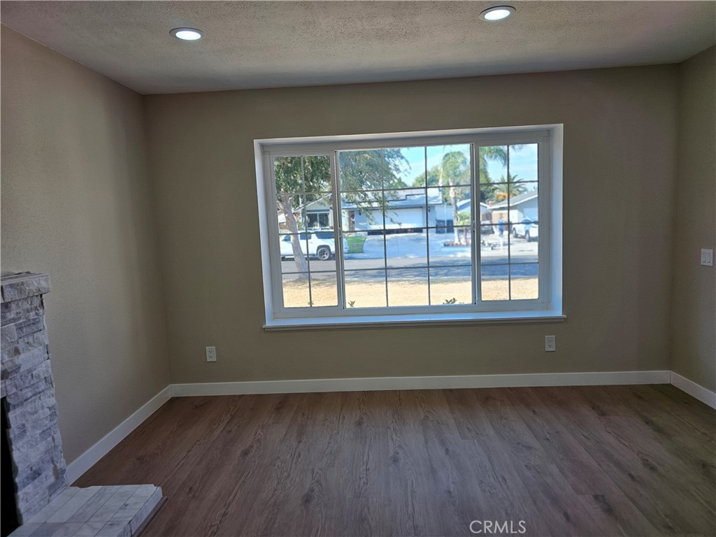10030 Ontario Street Property Photo 12