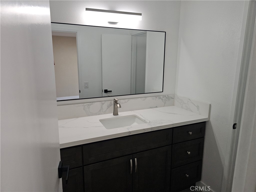 10030 Ontario Street Property Photo 28