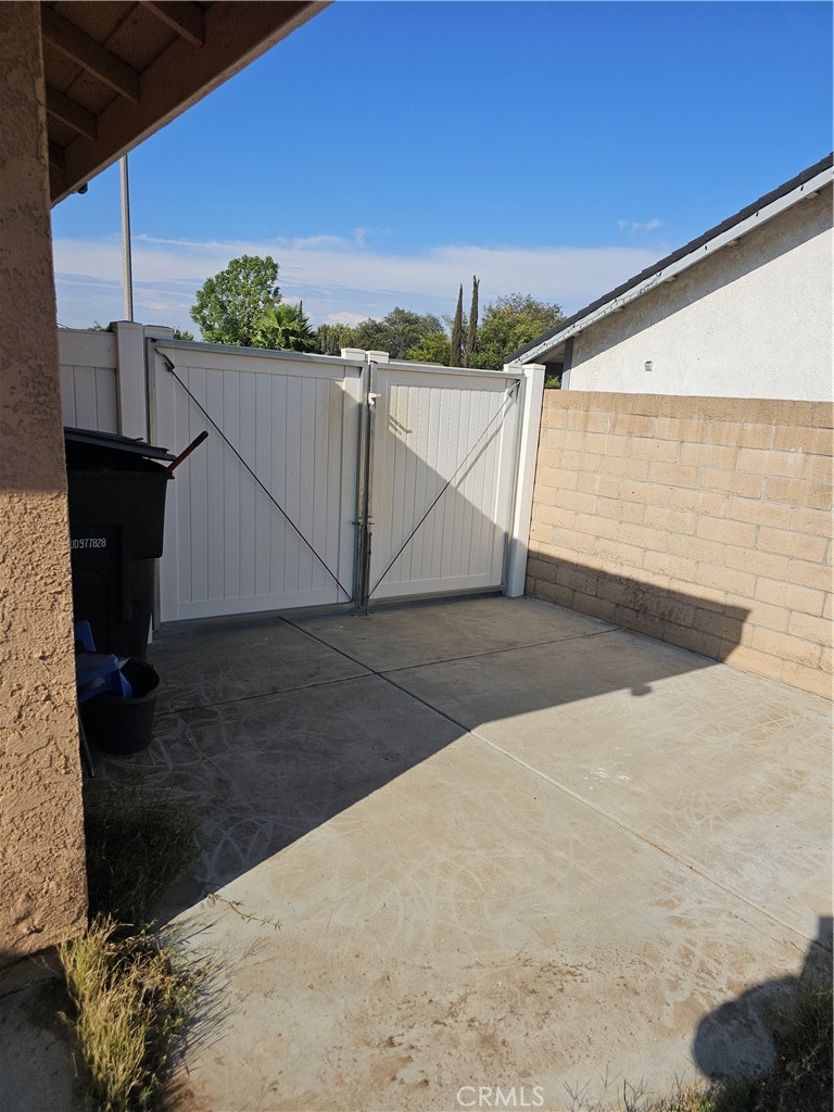 10030 Ontario Street Property Photo 31