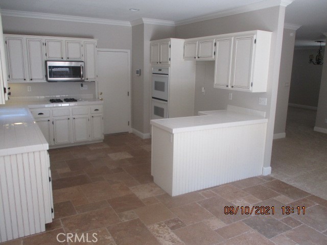 32059 Meadow Wood Lane Property Photo 9