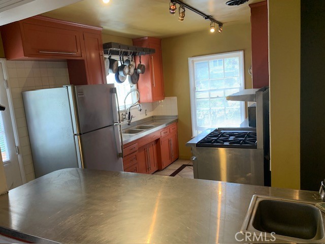 1826 Wellington Road Property Photo 13