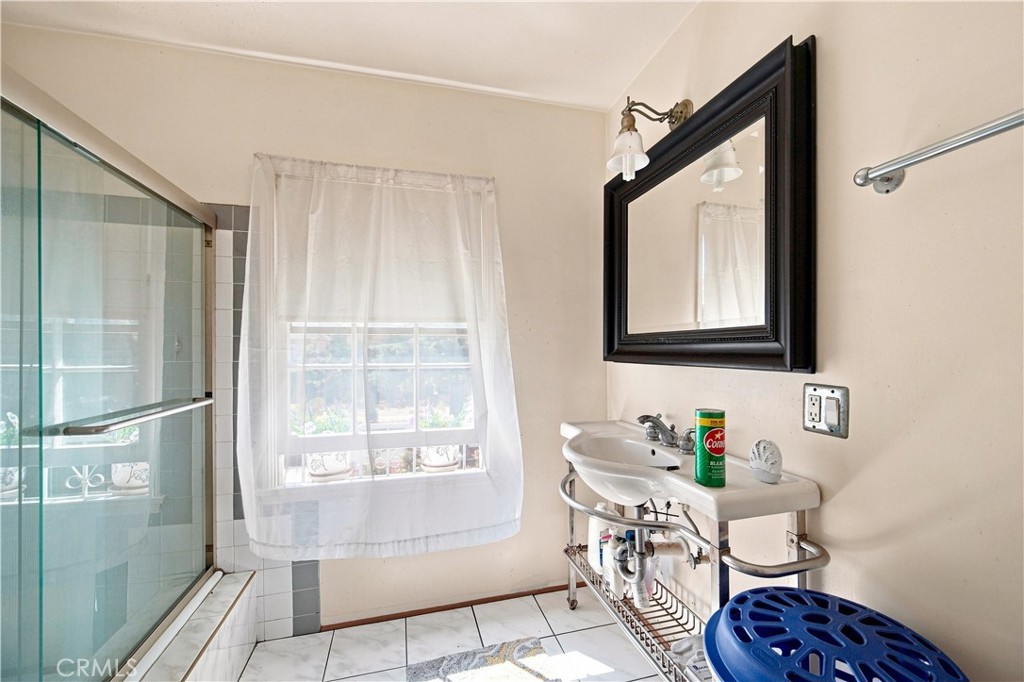 1826 Wellington Road Property Photo 18