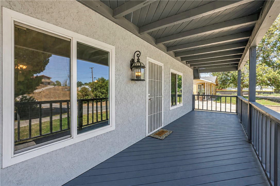 4718 Quartz Hill Property Photo 6