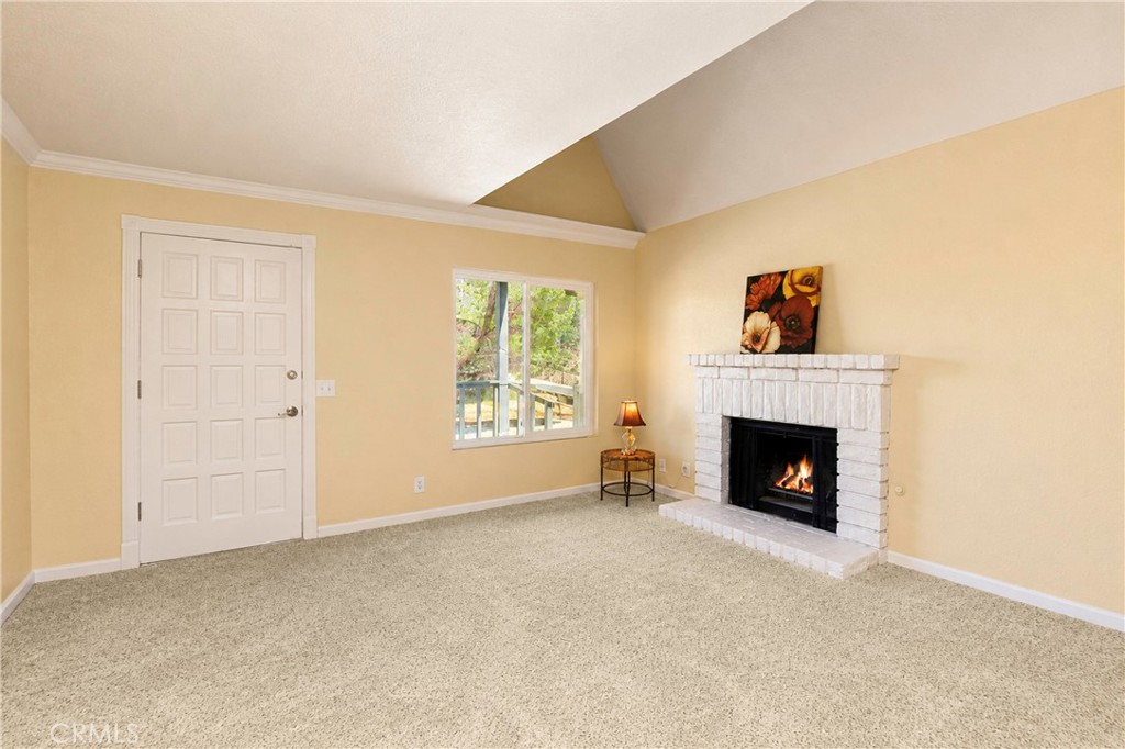 4718 Quartz Hill Property Photo 8