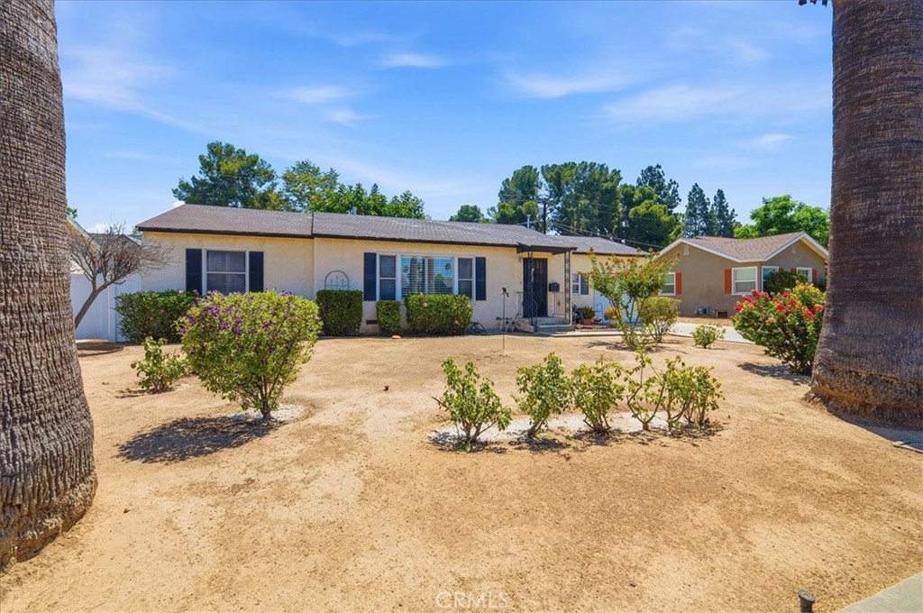 6080 Lawson Way Property Photo 3