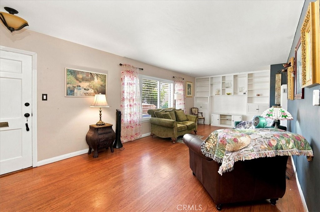 6080 Lawson Way Property Photo 8