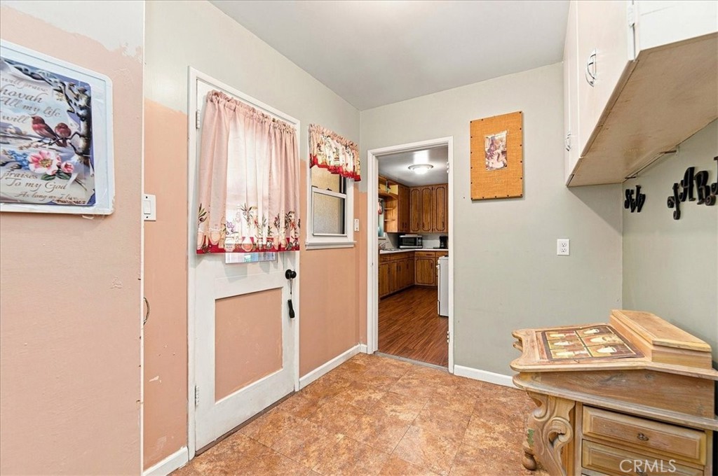 6080 Lawson Way Property Photo 16