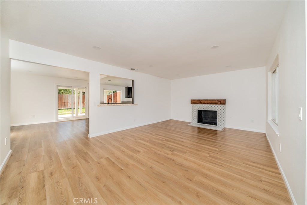 27888 Rainbow Lane Property Photo 9
