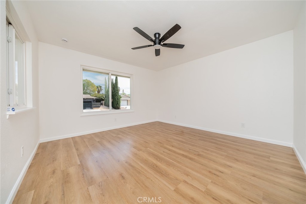 27888 Rainbow Lane Property Photo 11