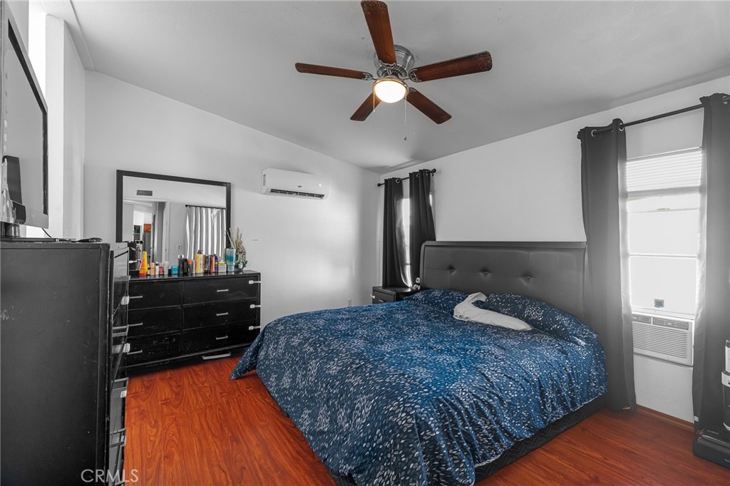 310 E Philadelphia Street 73 Property Photo 16