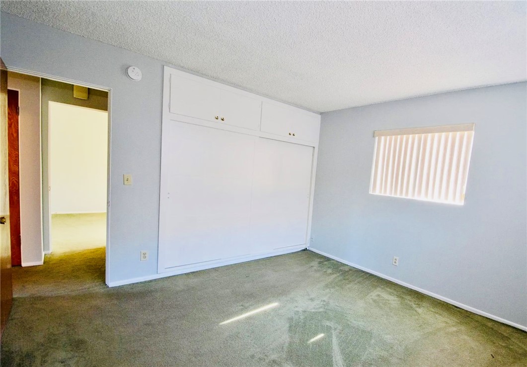 1755 N Berendo 28 Property Photo 5