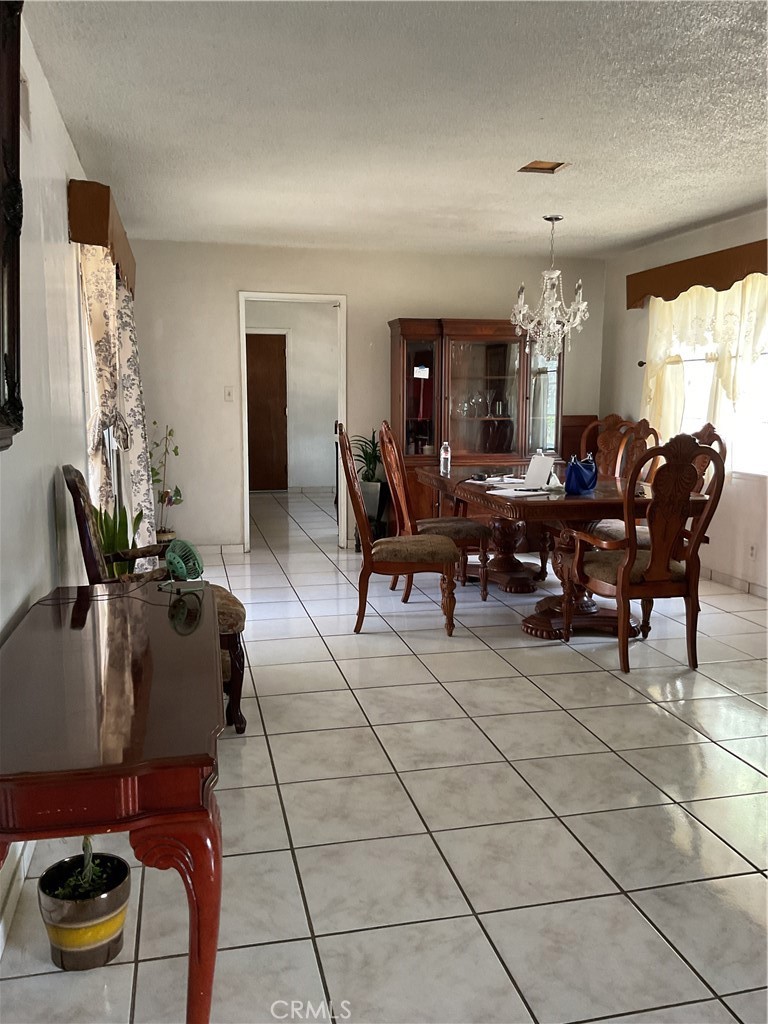 2454 W 7th Street Property Photo 4