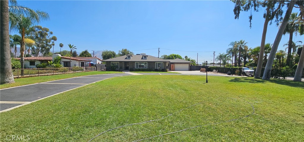 3037 Valencia Property Photo 5