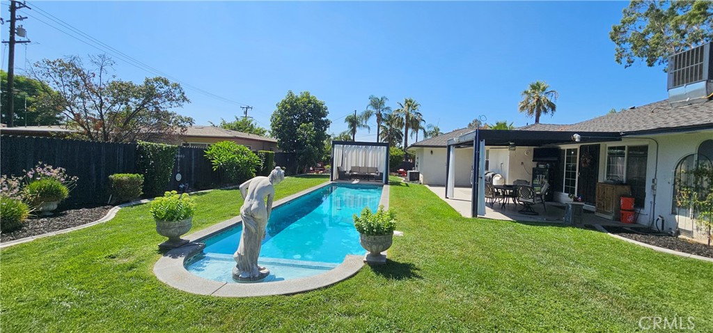 3037 Valencia Property Photo 15