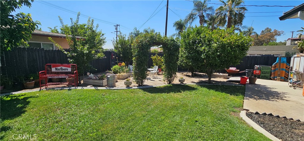 3037 Valencia Property Photo 19
