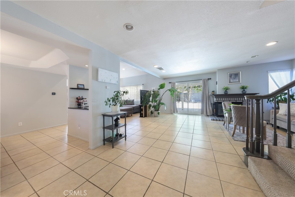 41501 Prairievista Place Property Photo 3