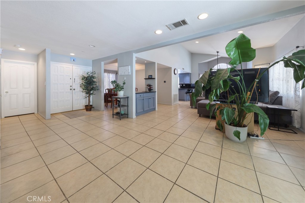 41501 Prairievista Place Property Photo 8