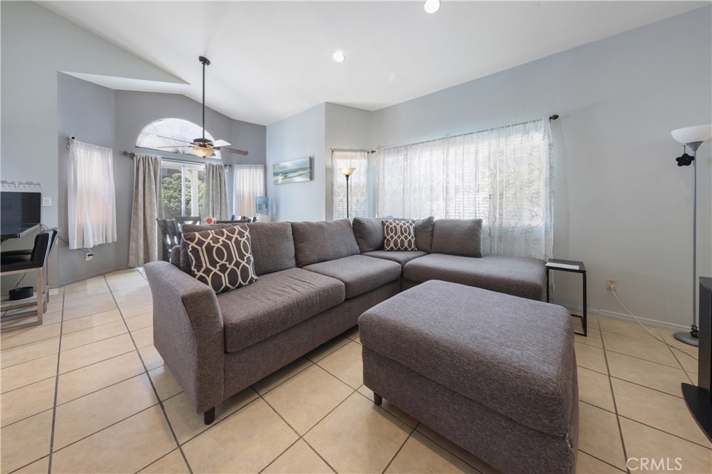 41501 Prairievista Place Property Photo 11
