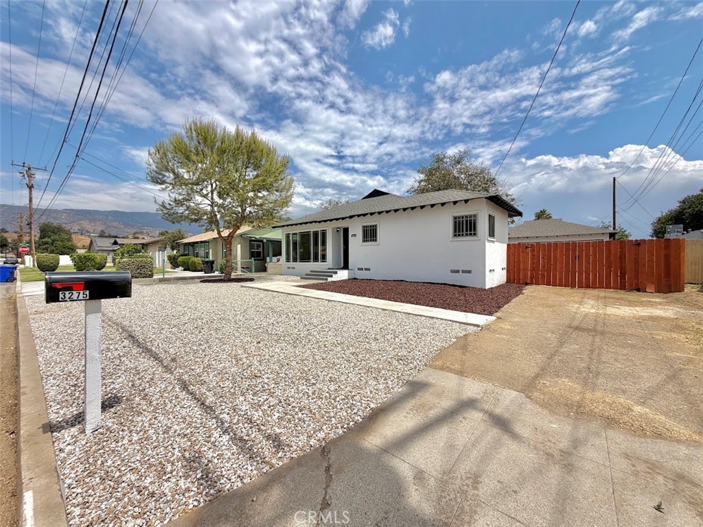 3275 N F Property Photo 2