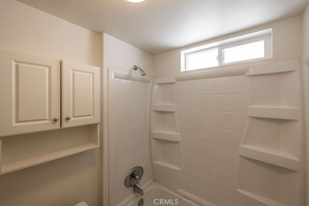 1031 W Aeroplane Property Photo 16