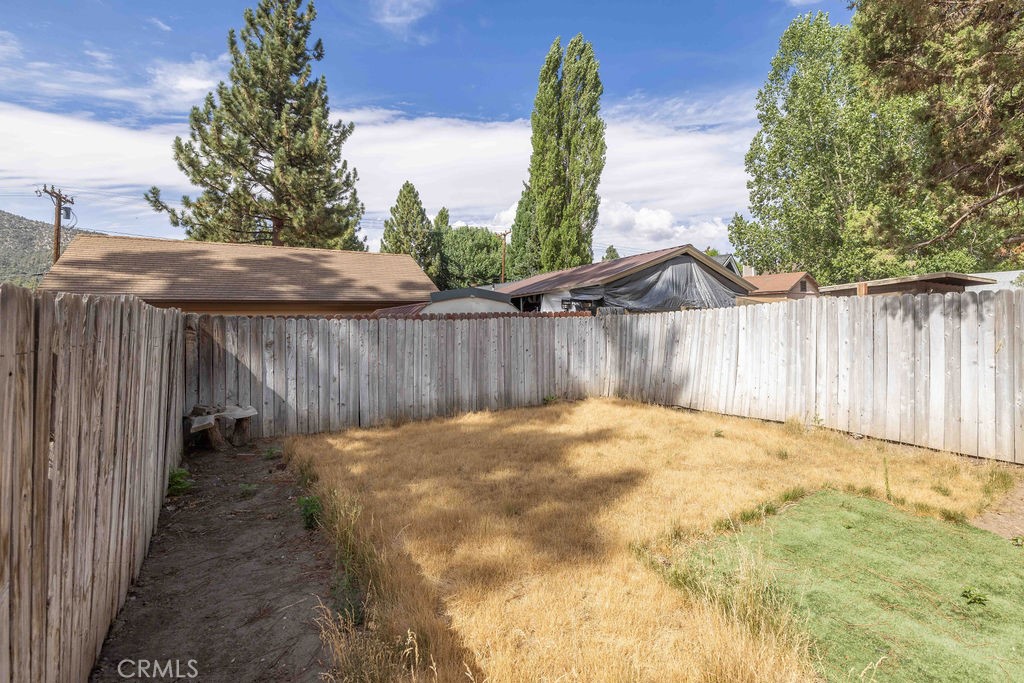 1031 W Aeroplane Property Photo 20