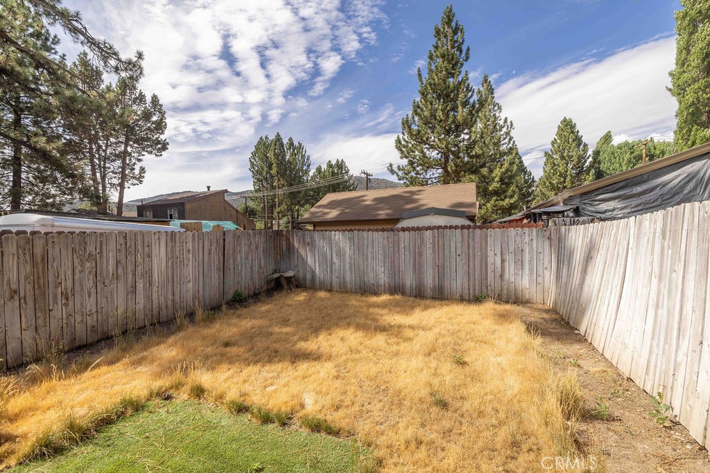 1031 W Aeroplane Property Photo 21