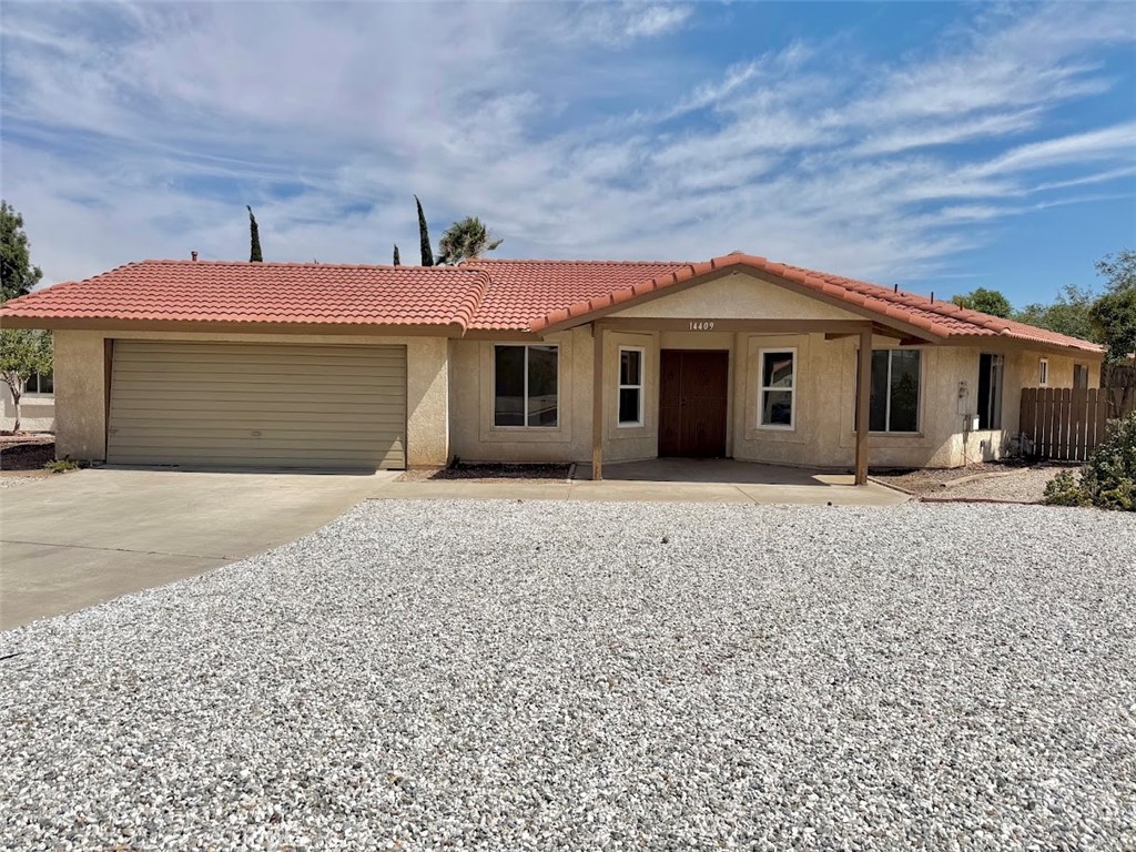 14409 Riverside Property Photo 1
