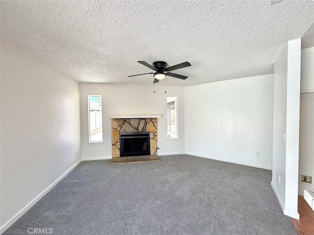 14409 Riverside Property Photo 15