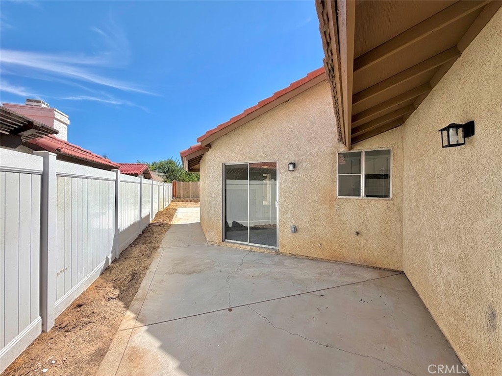 14409 Riverside Property Photo 24