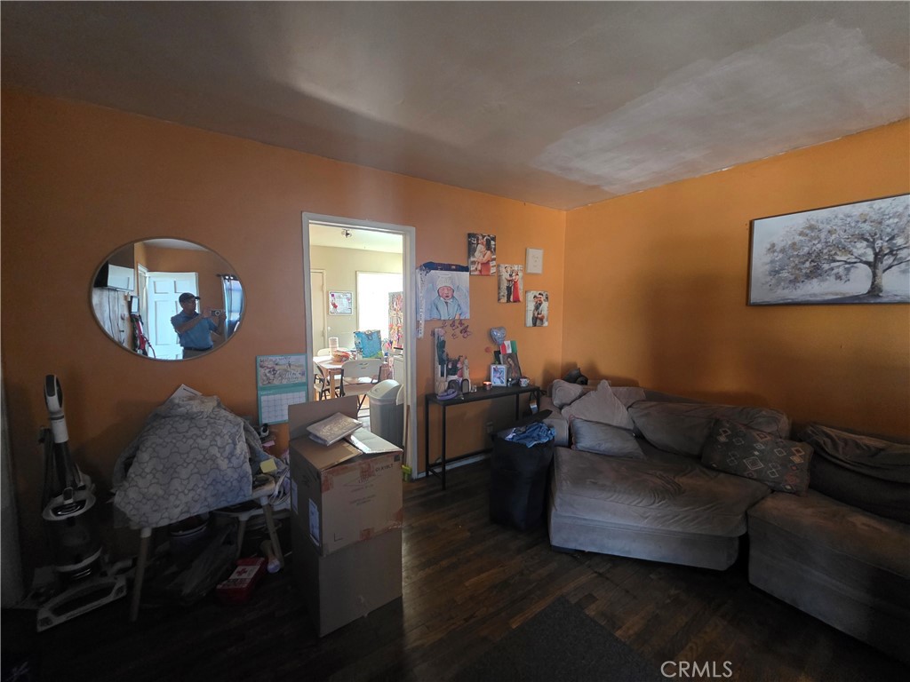 264 N Dillon Property Photo 4