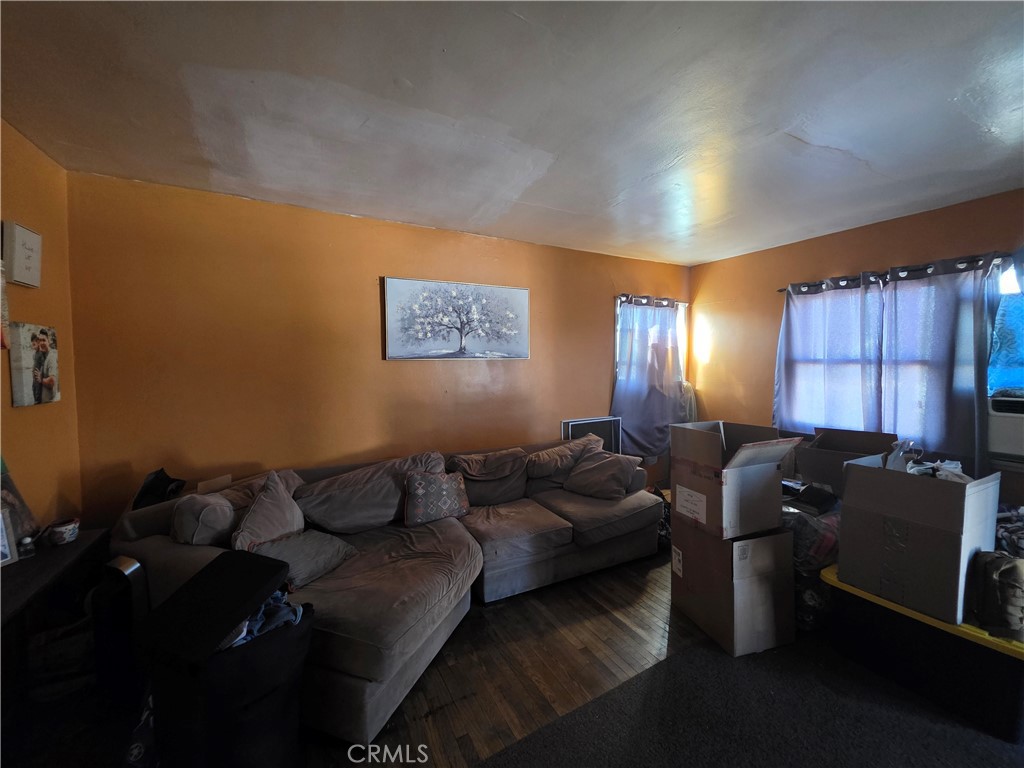 264 N Dillon Property Photo 5