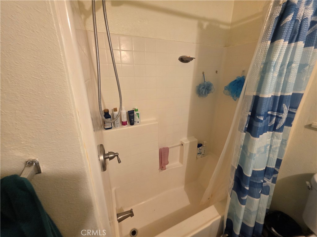264 N Dillon Property Photo 27