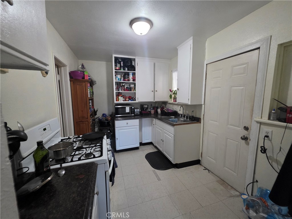 264 N Dillon Property Photo 32