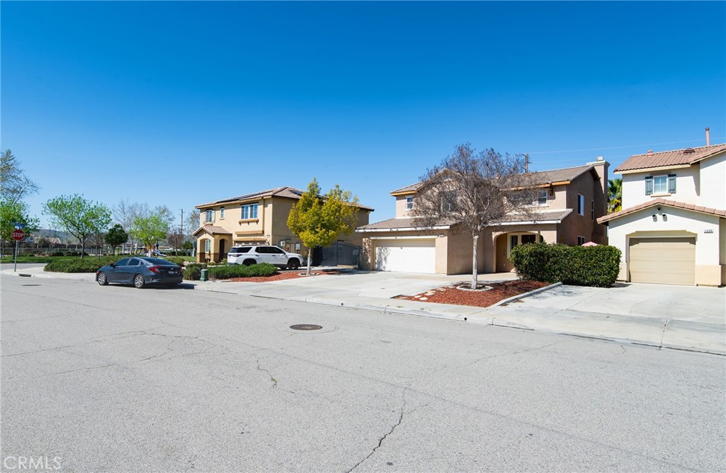 1271 Pardee Street Property Photo 1
