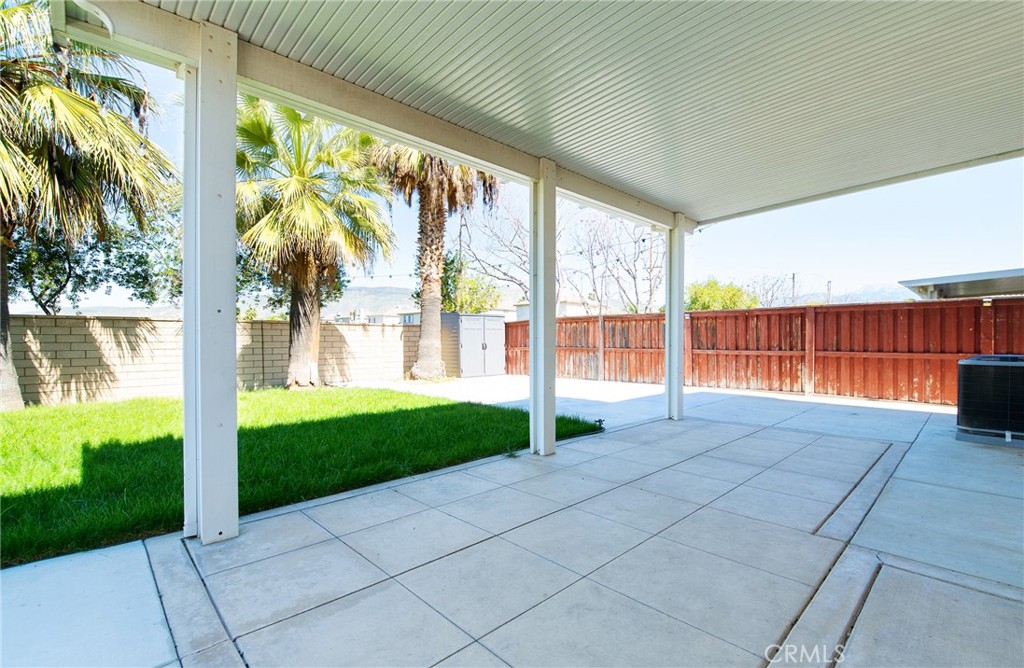 1271 Pardee Street Property Photo 8