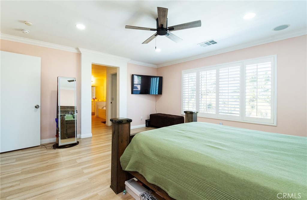 1271 Pardee Street Property Photo 9