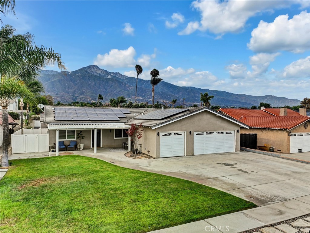 9220 Highland Property Photo 3