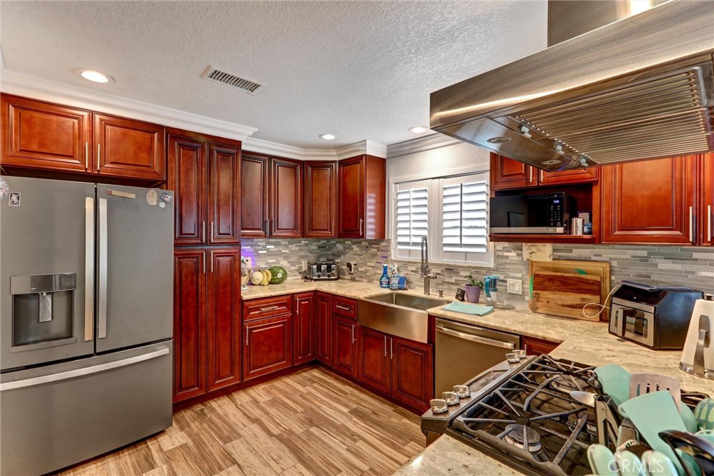 9220 Highland Property Photo 39