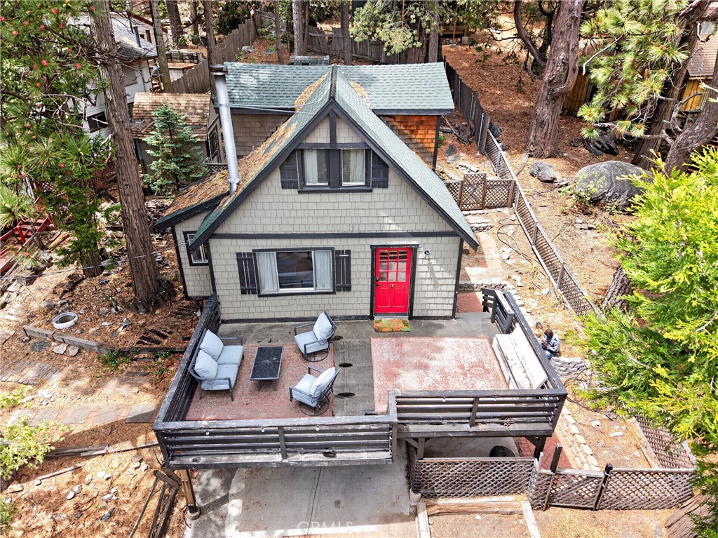 1190 Scenic Property Photo 2