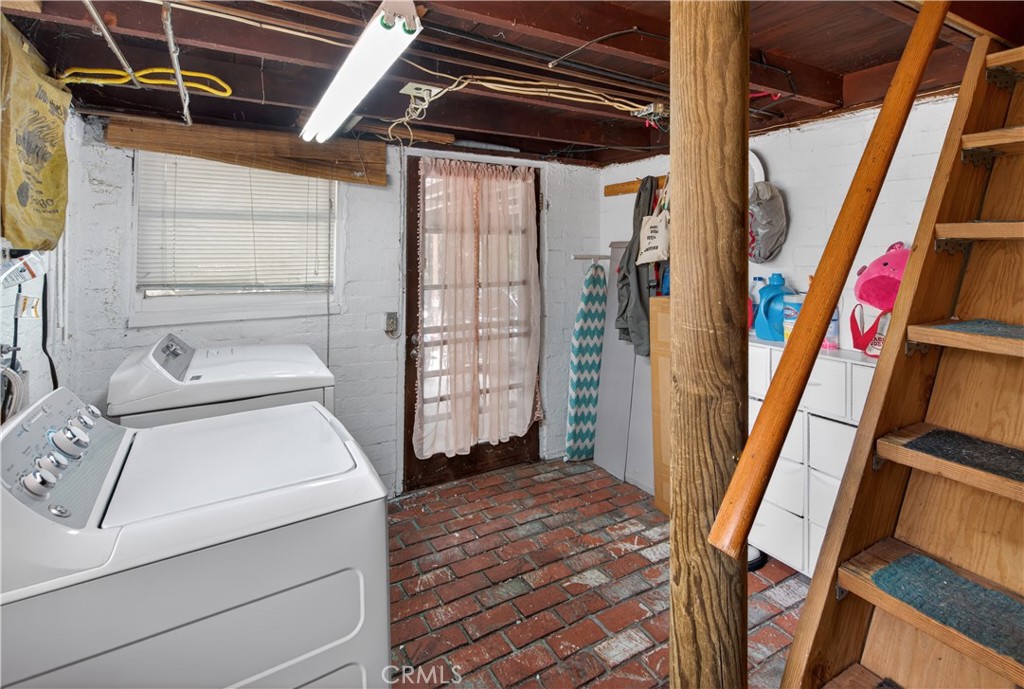 1190 Scenic Property Photo 11
