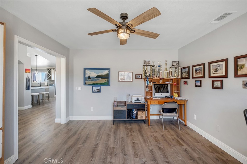326 Buckthorne Property Photo 6