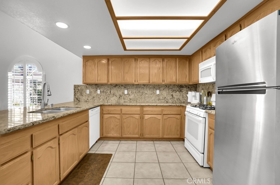 17885 Vista Point Property Photo 9