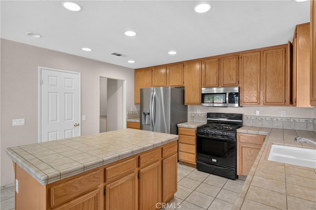 25890 Calle Fuego Property Photo 21