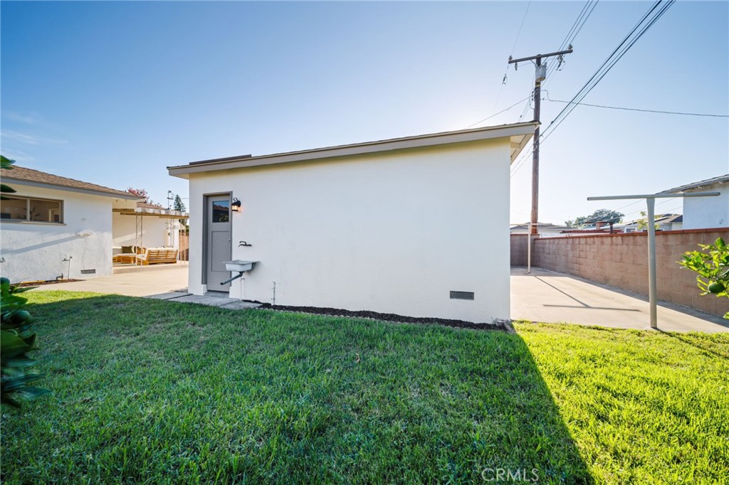 914 W 5th Street Property Photo 38