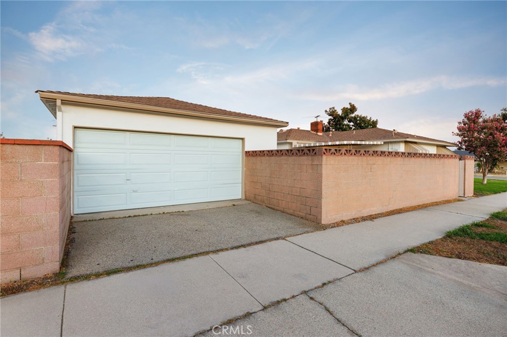 914 W 5th Street Property Photo 40