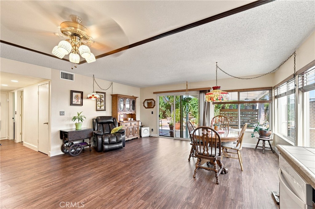 16563 Old Forest Property Photo 13