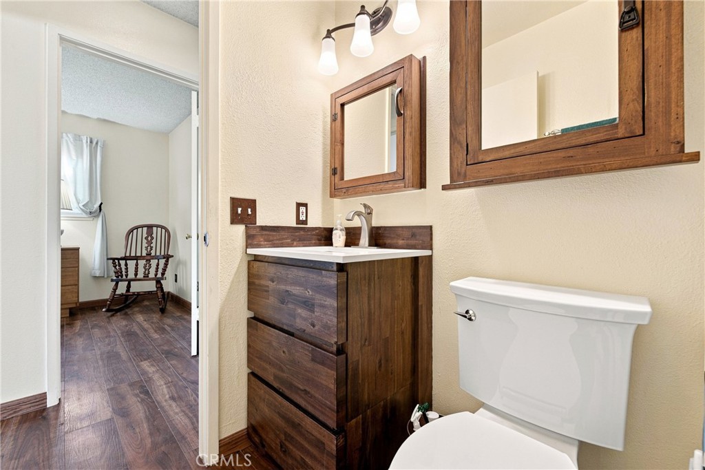 16563 Old Forest Property Photo 30